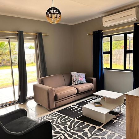 Wemukelekile Villa Lobamba ภายนอก รูปภาพ